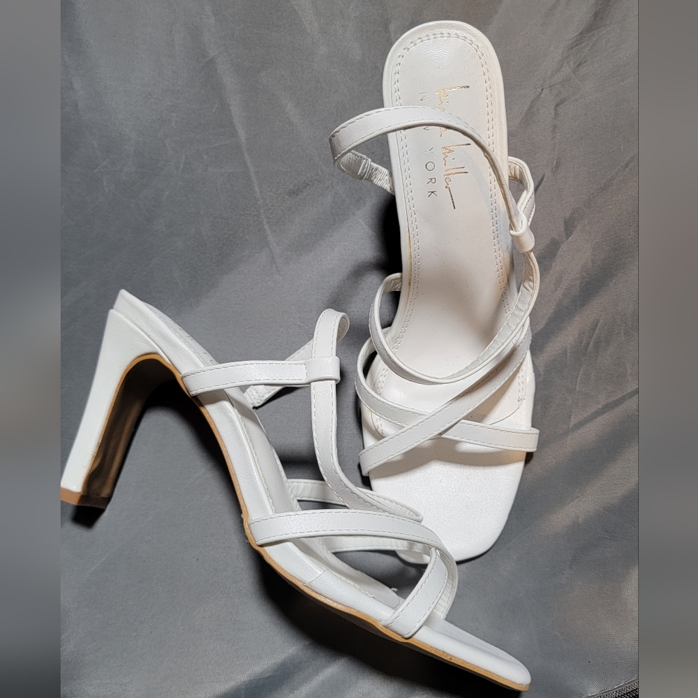 New Nicole Miller Reima Strappy heels sandals size 8M NWOT